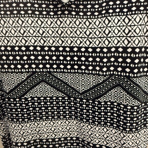 Rafaella Women's Short Sleeve Top Size XL Shirt Black/White Geometric Stretch - Picture 4 of 7